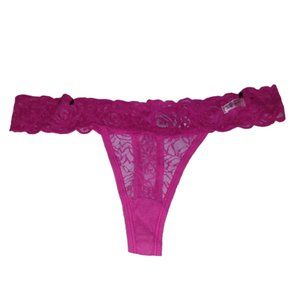 Daisy Fuentes Thongs Pink Color, Size M